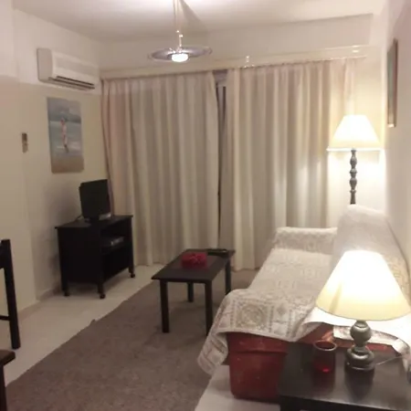 Valerie's 1bdr * Pafos