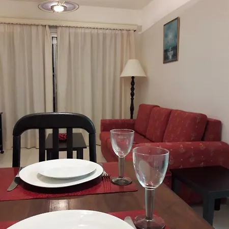 Valerie's 1bdr * Paphos